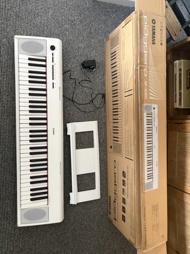 Yamaha piaggero 12wh key - np-12wh, 61-key