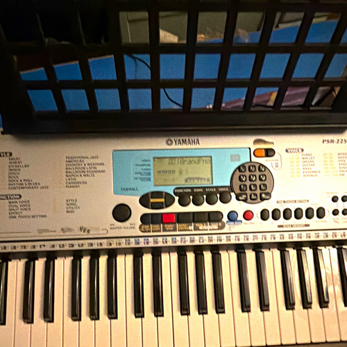 Yamaha psr 225gm - yamaha, full