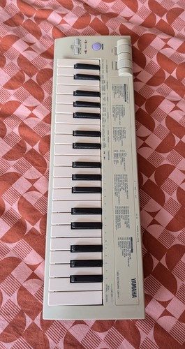 Yamaha cbx key vintage - yamaha,