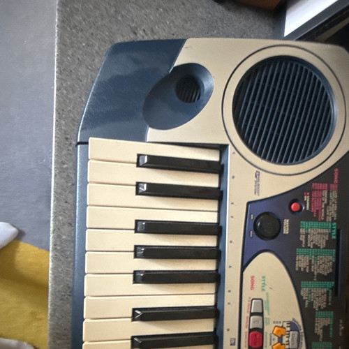 Yamaha psr160 key - yamaha,